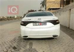 هيونداي أزيرا